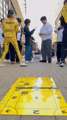 Find Us｜TOSSIT ｜ゲーム｜どこにでもくっつく楽しい吸盤ダーツ 12