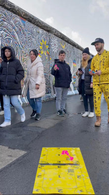 Znajdź nas | TOSSIT Gra | Zabawne rzutki z przyssawką, które przyklejają się w dowolnym miejscu 14